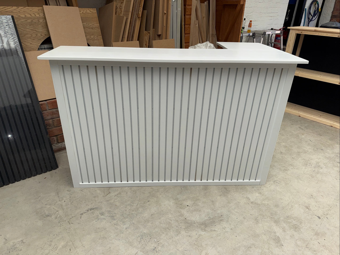 L-shape modern home bar White panels